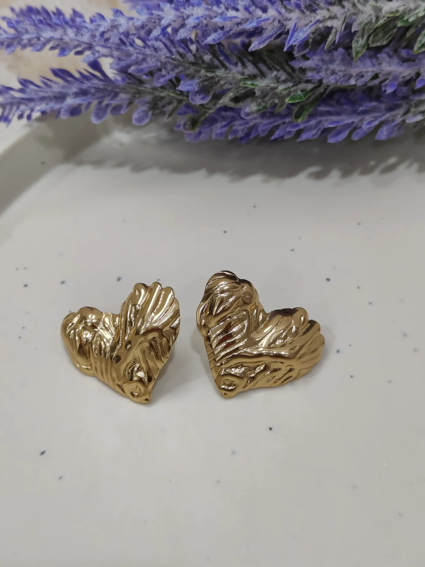 [AM-ER-0000022] Textured Heart Earrings