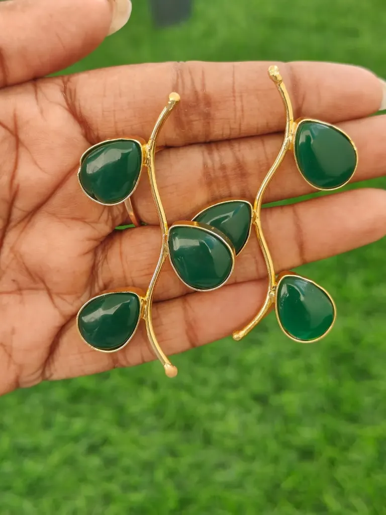 [AM-ER-00000132] Vine Drops Earrings - Green