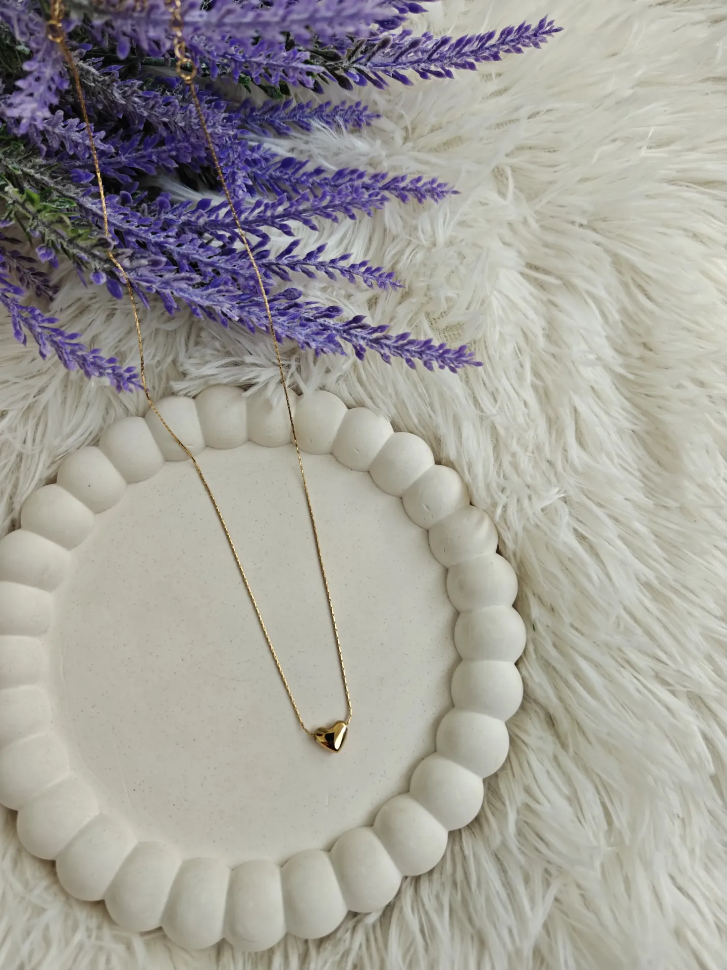 [AM-NL-00000179] Swinging heart pendant chain