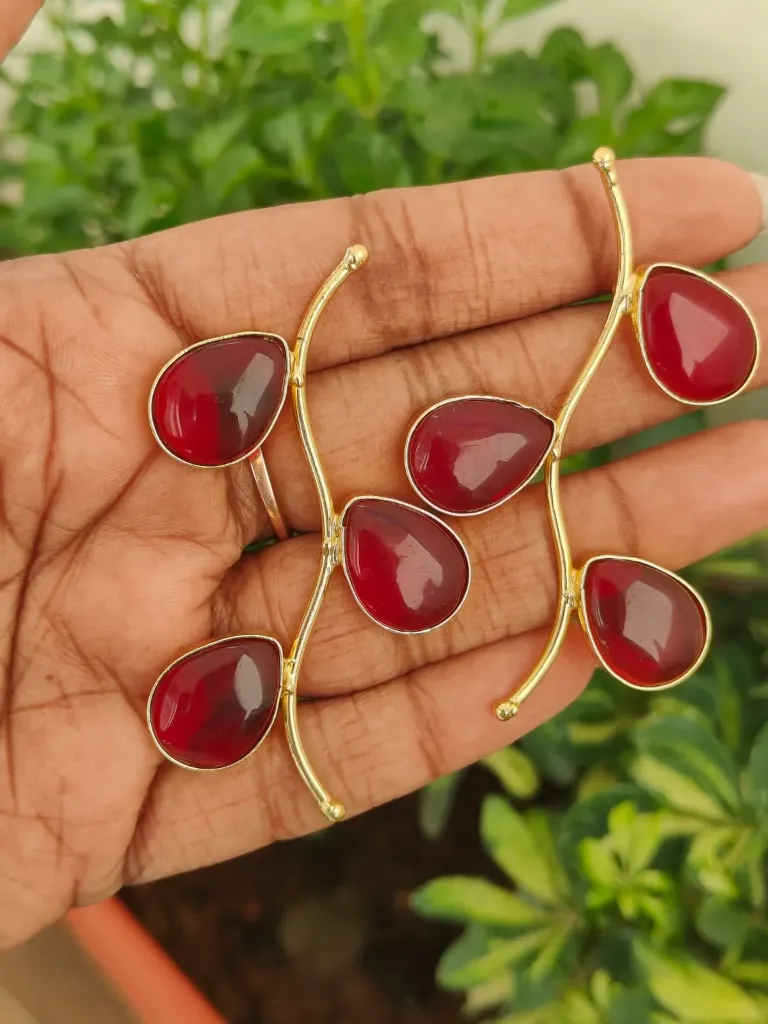 Vine Drops Earrings - Red