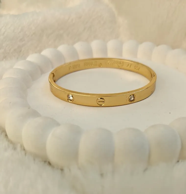 [AM-BL-0000072] Star Studded Elegance bracelet